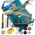 Model samolotu MiG-15 Fagot. Duży zestaw: farby, lakier klej, narzędzia