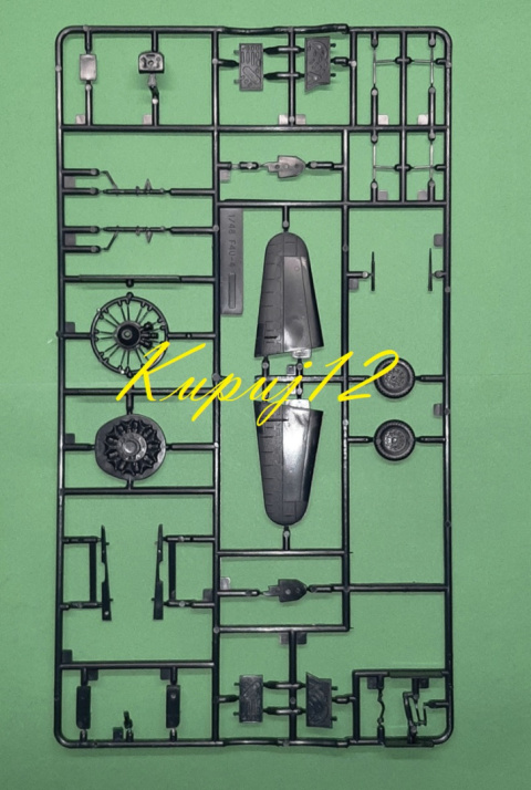 MODEL samolotu do sklejania Corsair F4U-4B Korean War Academy Skala 1:48