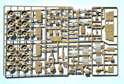 PLASTIKOWY MODEL do sklejania K9A1 Thunder Haubica samobieżna, armatohaubica Polska Armia + mata, farba modelarska, klej.... PLASTIKOWY MODEL do sklejania K9A1 Thunder Haubica samobieżna, armatohaubica Polska Armia + mata, farba modelarska, klej....