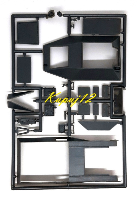 CZOŁG niemiecki pojazd dowodzenia SdKfz 135 Beobachtungswagen RPM Skala 1:35 CZOŁG niemiecki pojazd dowodzenia SdKfz 135 Beobachtungswagen RPM Skala 1:35