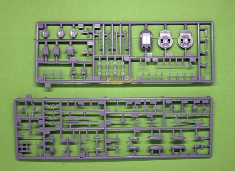 OKRĘT, niemiecki pancernik , Bismarck skala 1:700+ zestaw farb modelarskich z fabą podkładową....
