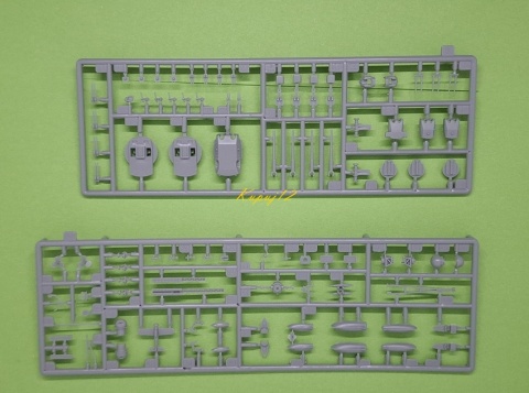 OKRĘT, niemiecki pancernik , Bismarck skala 1:700+ zestaw farb modelarskich z fabą podkładową....