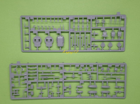 OKRĘT, niemiecki pancernik , Bismarck skala 1:700+ zestaw farb modelarskich z fabą podkładową....