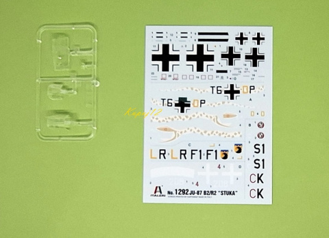 MODEL samolot do sklejania Junkers Ju-87 B2R2 Stuka+ farby, lakier, klej, pedzle MODEL samolot do sklejania Junkers Ju-87 B2R2 Stuka+ farby, lakier, klej, pedzle
