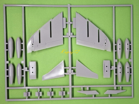 MODEL samolot do sklejania Royal Navy Sea Harrier FRS.1+ mata, podkład, farby,klej, farby MODEL samolot do sklejania Royal Navy Sea Harrier FRS.1+ mata, podkład, farby,klej, farby