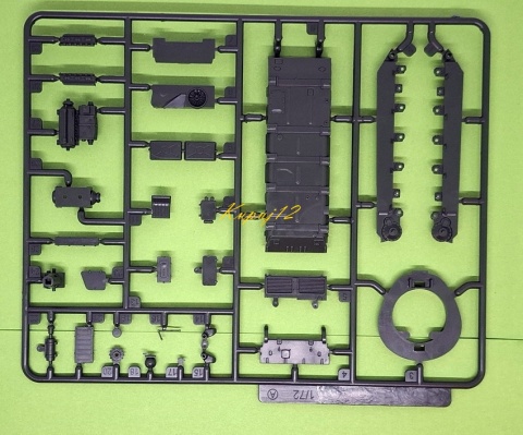 MODEL T-55A -55A – czołg podstawowy polskich dywizji pancernych + klej, pedzle, farby, lakier, wash