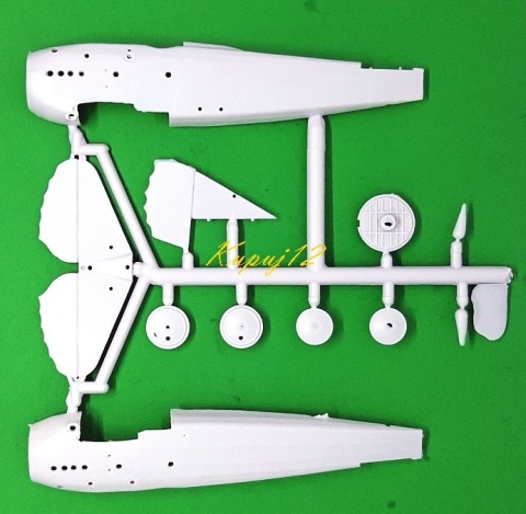 MODEL samolotu do sklejania SPAD S.VII Smer Skala 1 :40 0824