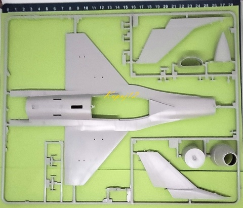 MODEL samolot do sklejania F-16C Fighting Falcon polski + zestaw, mata, farby,lakier